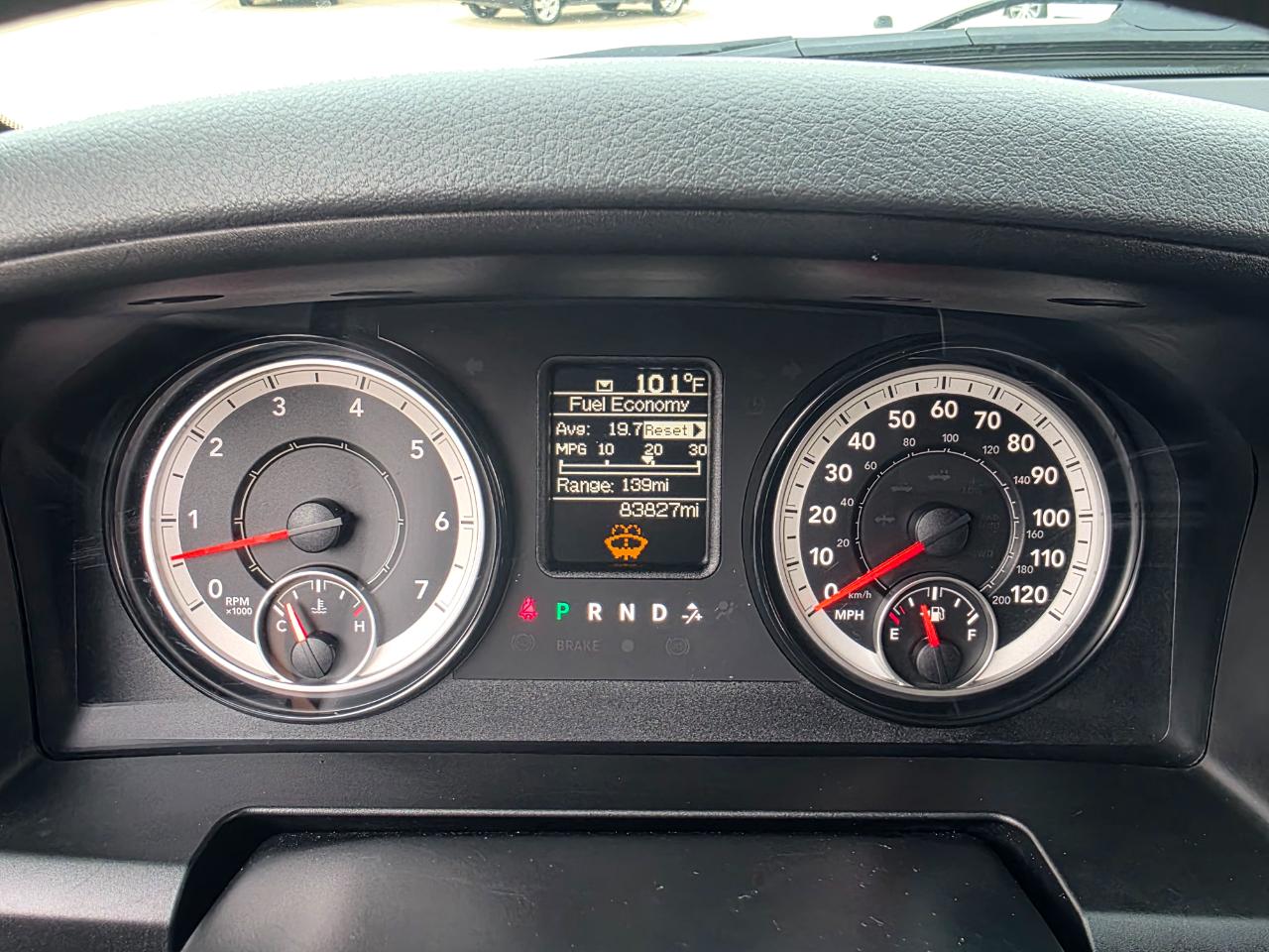 RAM 1500 Classic Tradesman Crew Cab SWB 4WD 2019