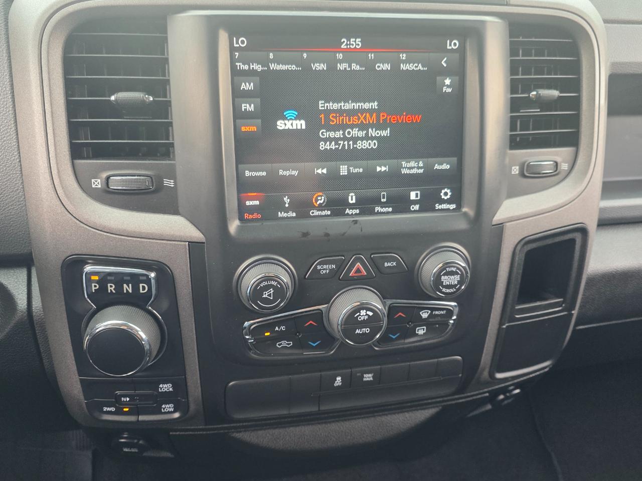 RAM 1500 Classic Tradesman Crew Cab SWB 4WD 2019