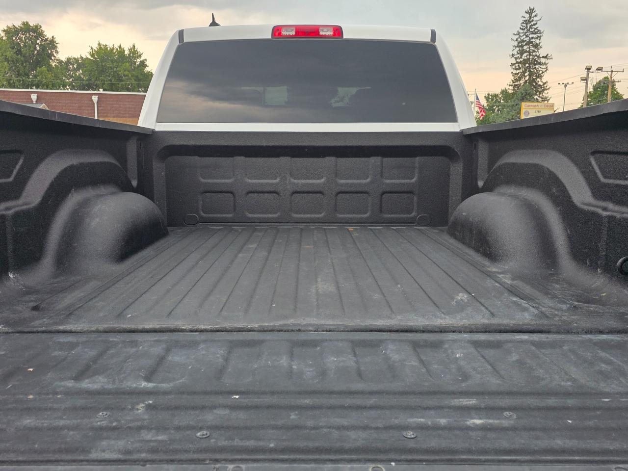 RAM 1500 Classic Tradesman Crew Cab SWB 4WD 2019