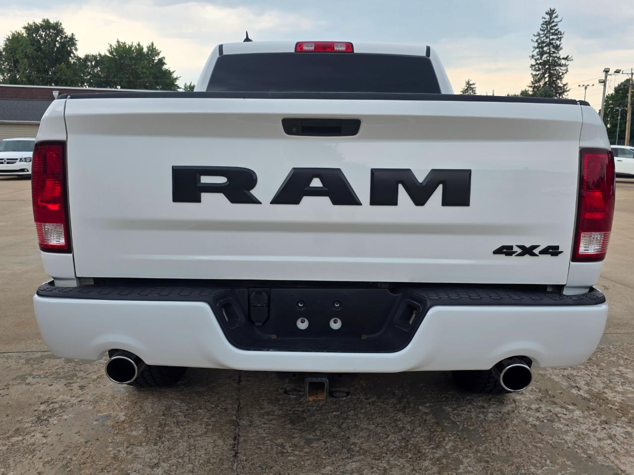 RAM 1500 Classic Tradesman Crew Cab SWB 4WD 2019