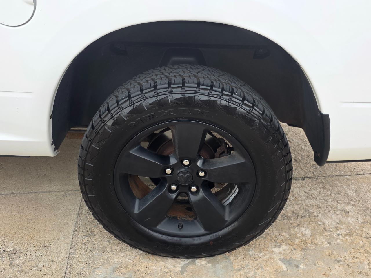 RAM 1500 Classic Tradesman Crew Cab SWB 4WD 2019