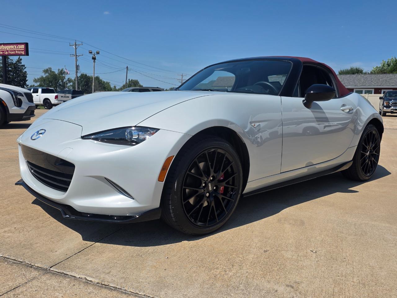 Mazda MX-5 Miata  2018
