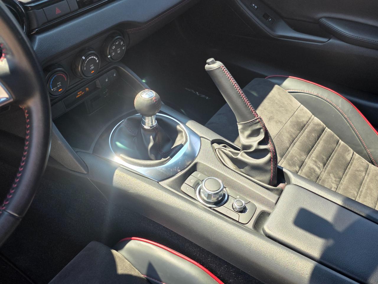 Mazda MX-5 Miata  2018