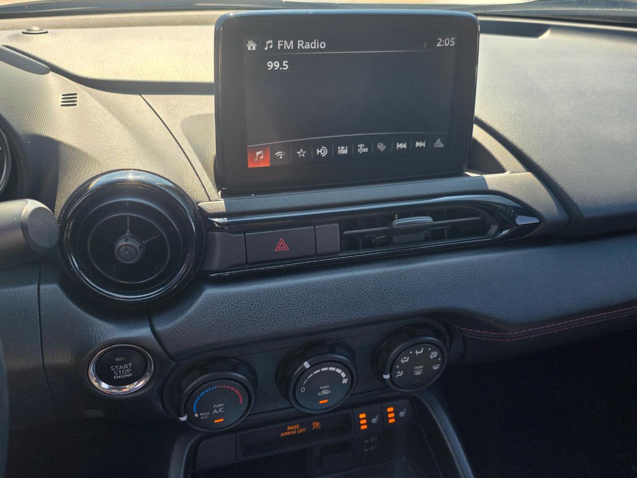 Mazda MX-5 Miata  2018