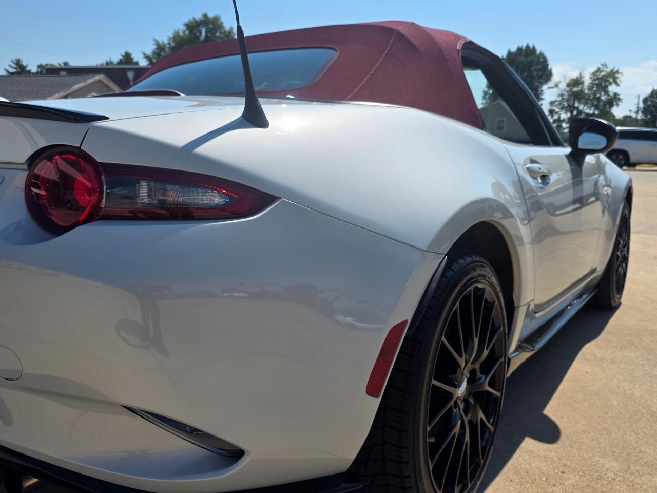 Mazda MX-5 Miata  2018