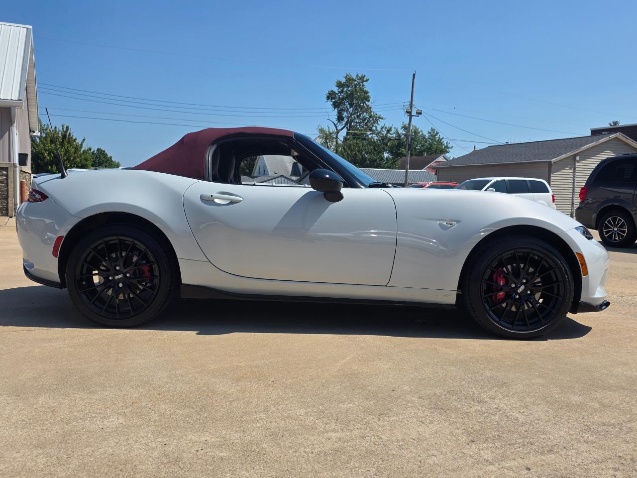 Mazda MX-5 Miata  2018
