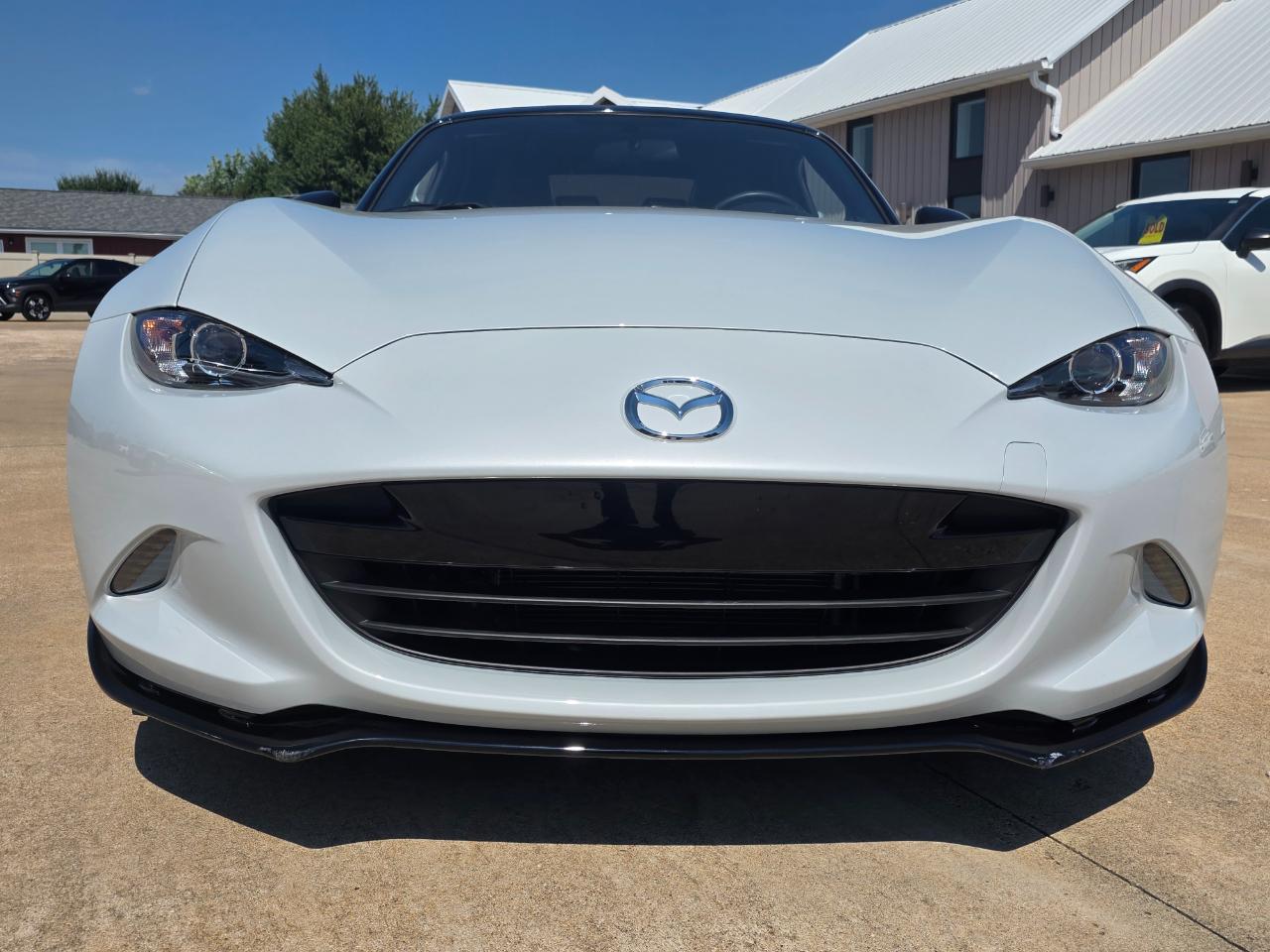 Mazda MX-5 Miata  2018