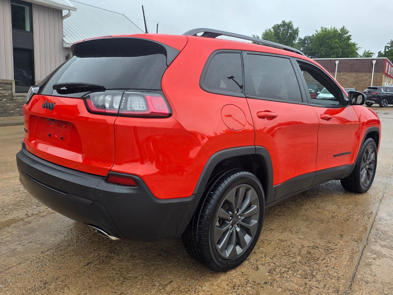Jeep Cherokee  2021