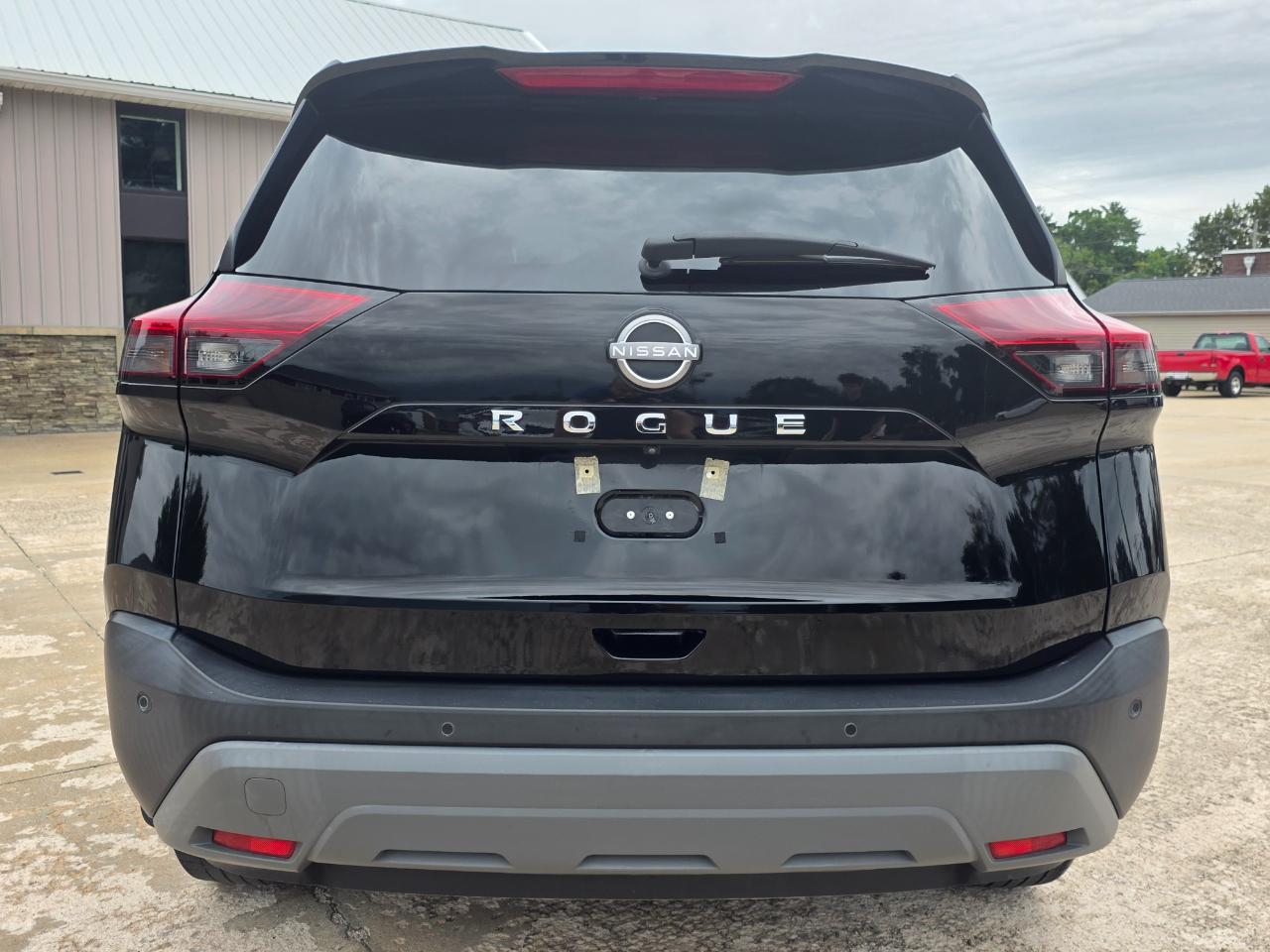 Nissan Rogue S 2023