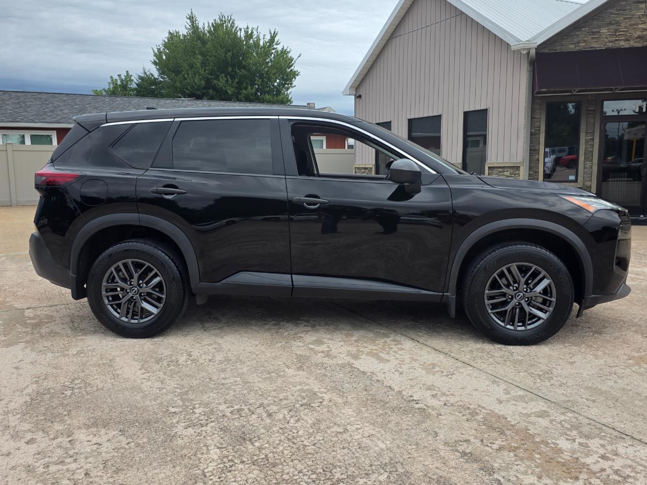 Nissan Rogue S 2023