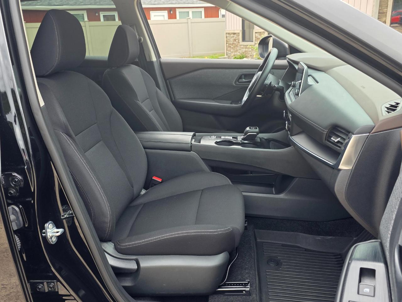 Nissan Rogue S 2023