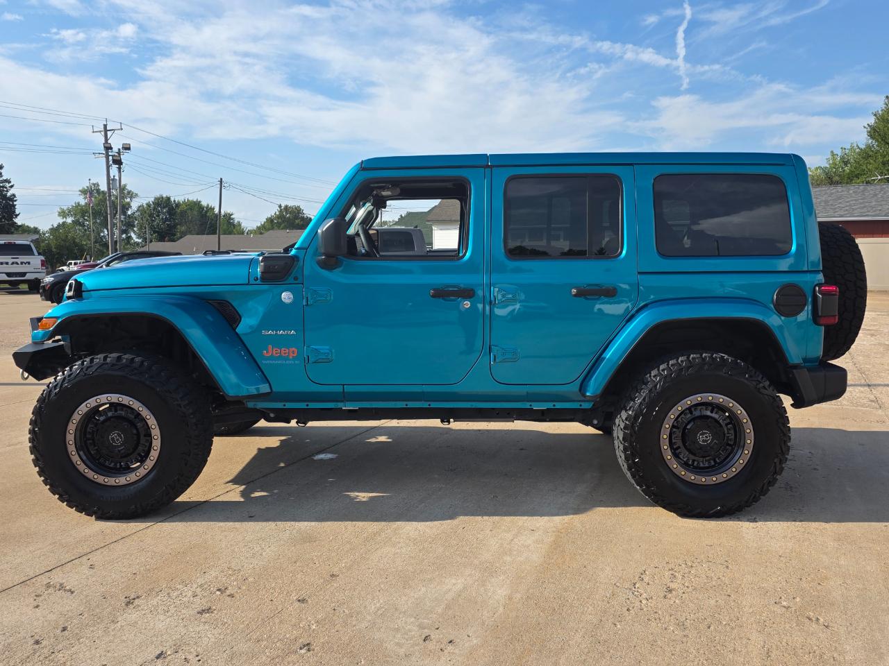 Jeep Wrangler 4xe Sahara 2024
