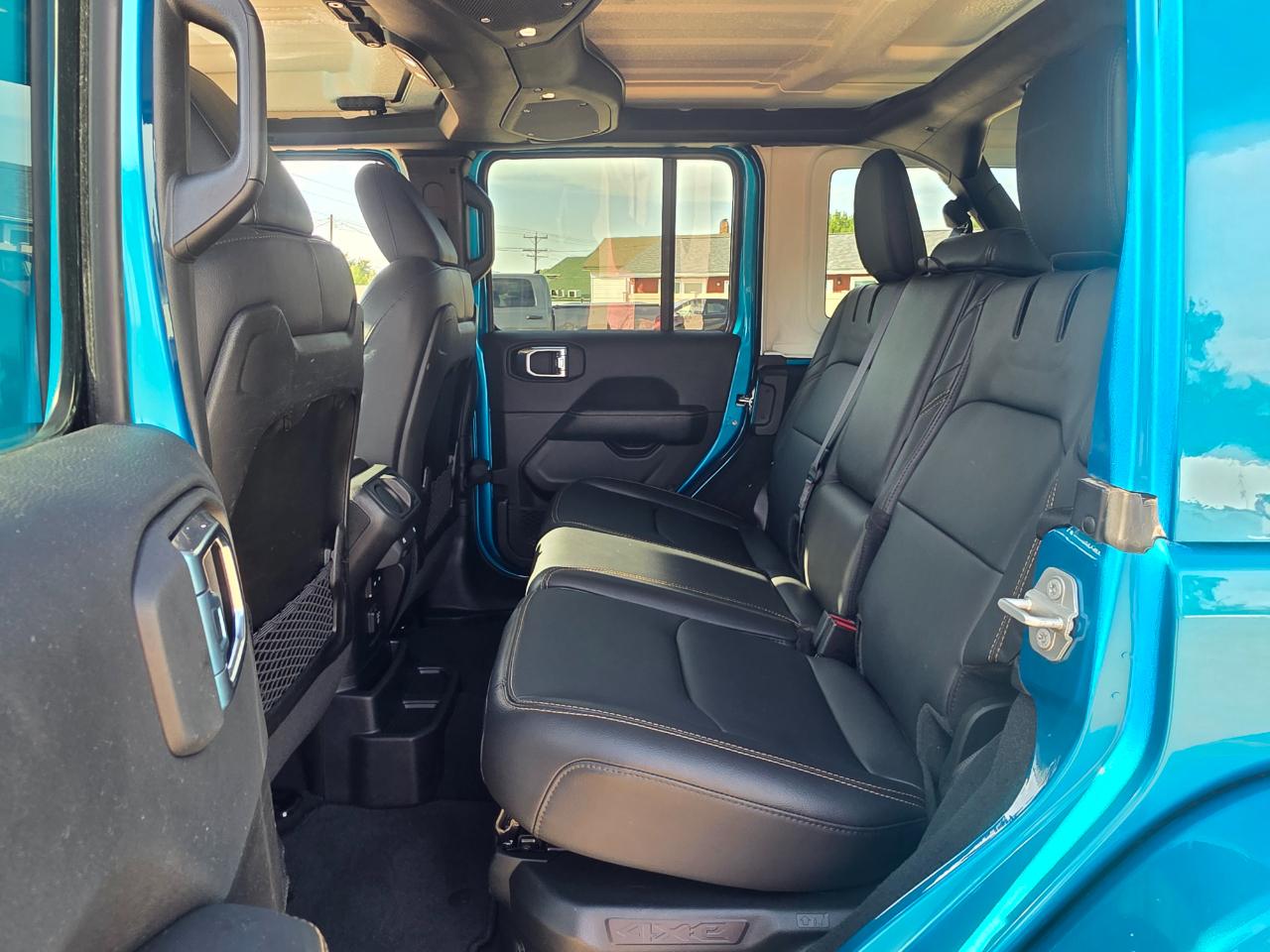 Jeep Wrangler 4xe Sahara 2024