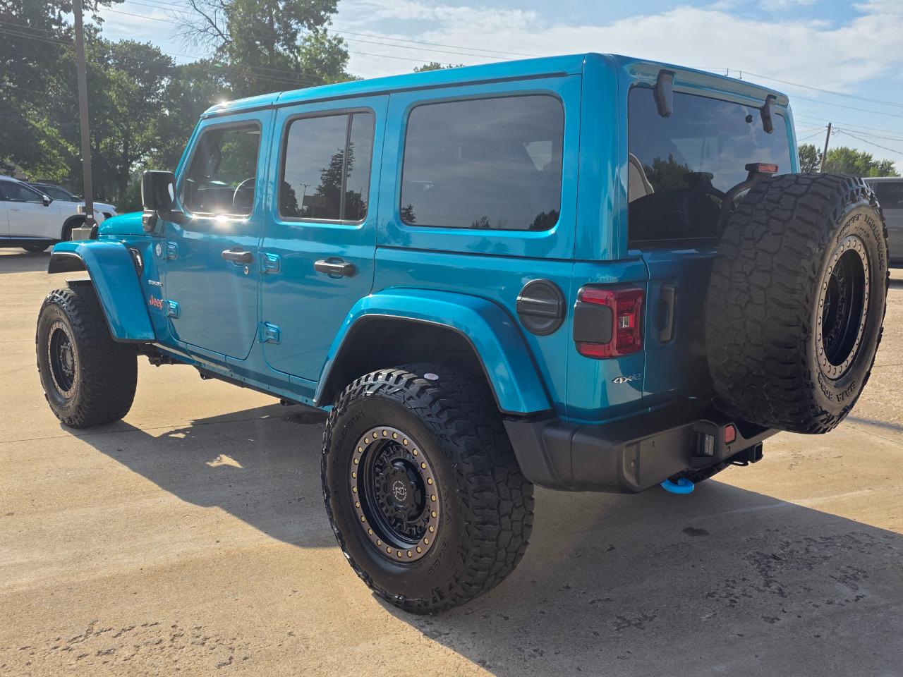 Jeep Wrangler 4xe Sahara 2024