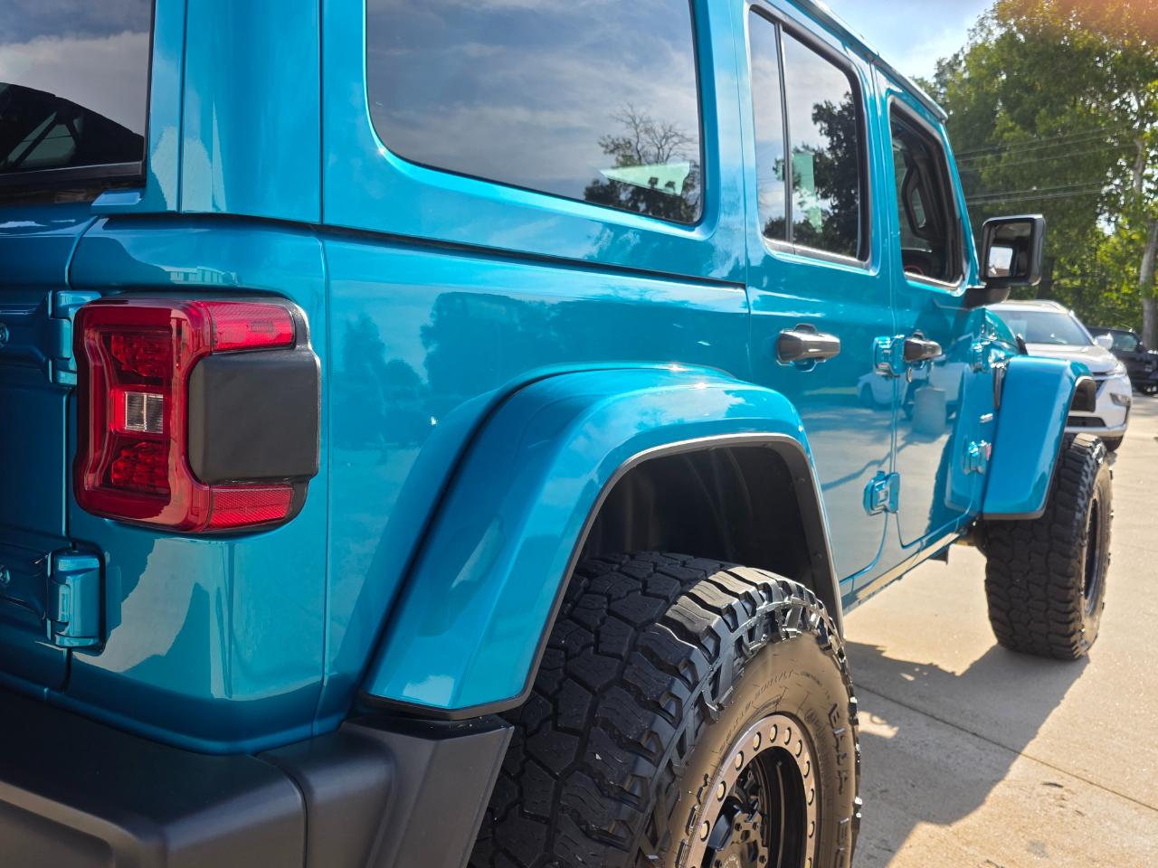 Jeep Wrangler 4xe Sahara 2024