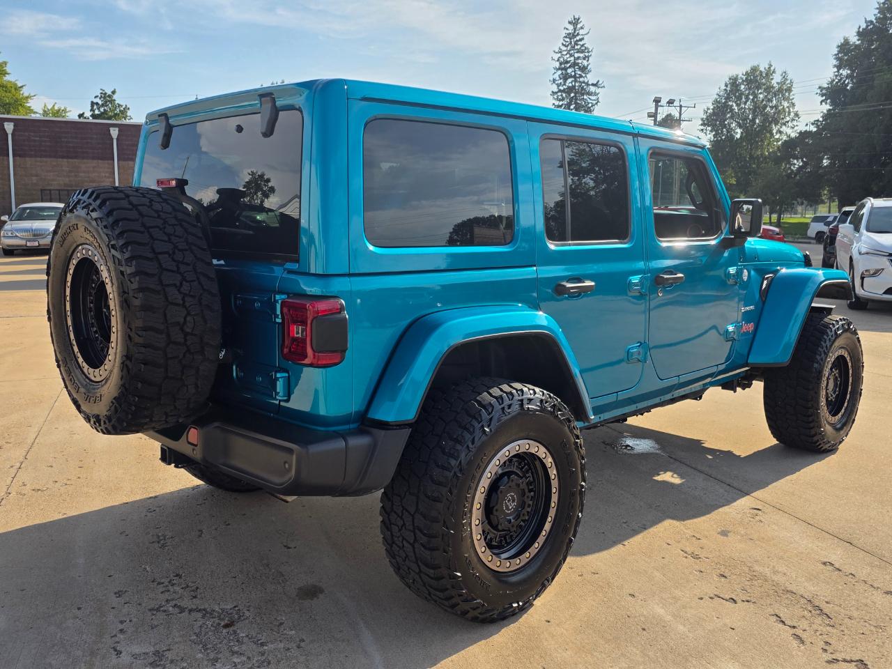 Jeep Wrangler 4xe Sahara 2024