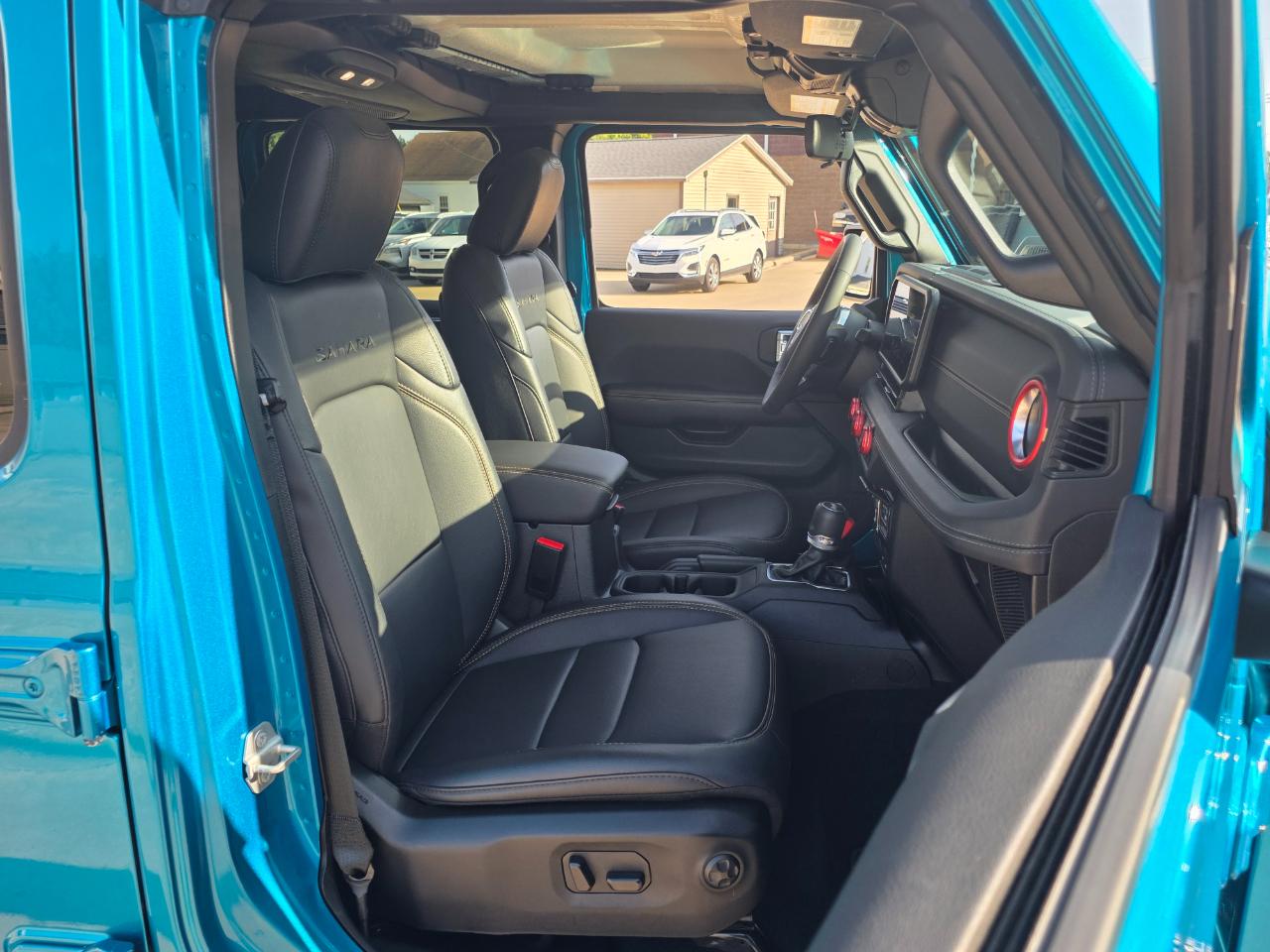 Jeep Wrangler 4xe Sahara 2024