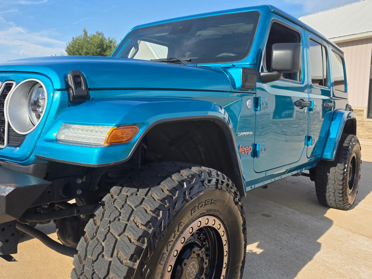 Jeep Wrangler 4xe Sahara 2024