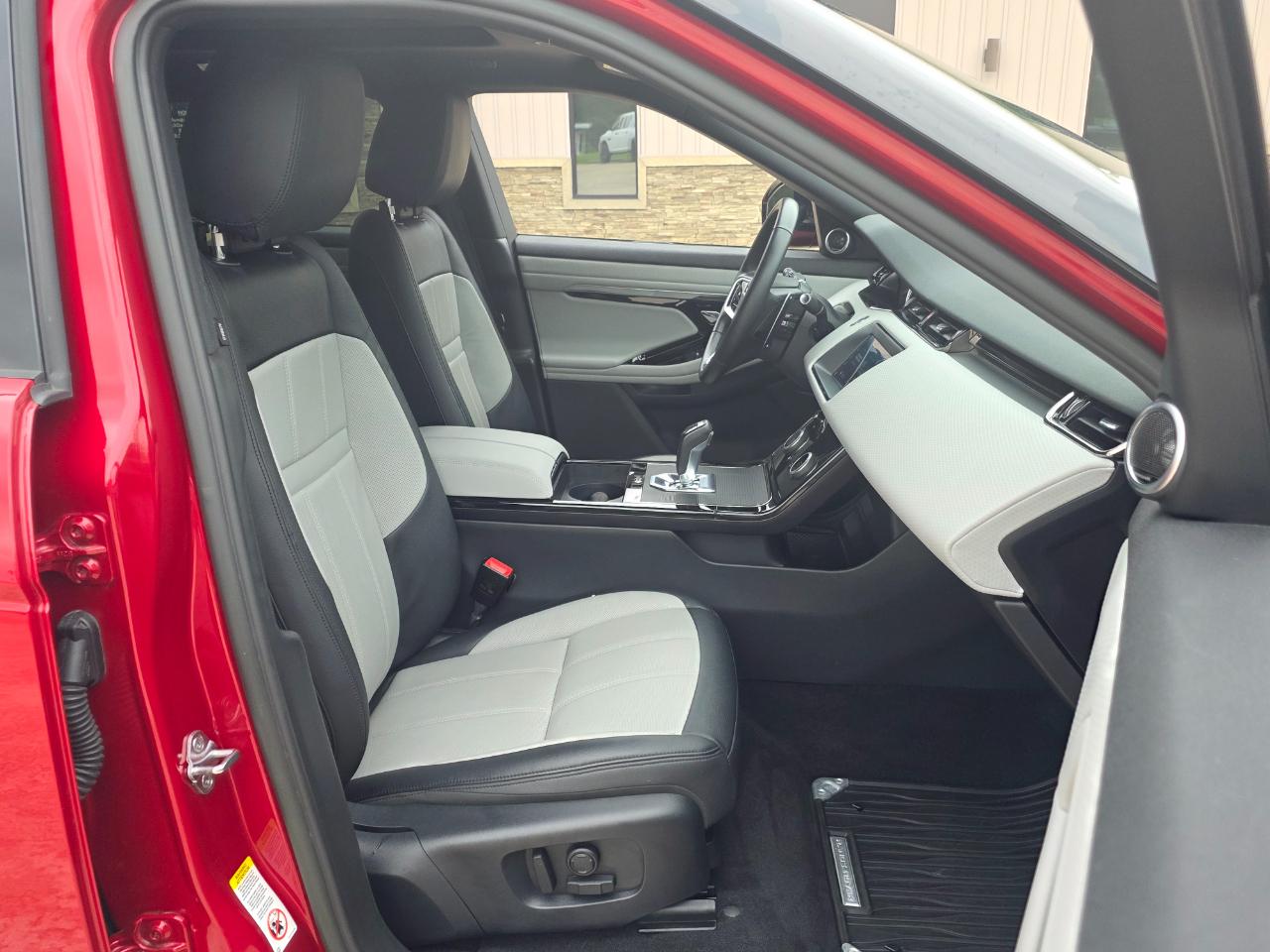 Land Rover Range Rover Evoque R-Dynamic S 2023