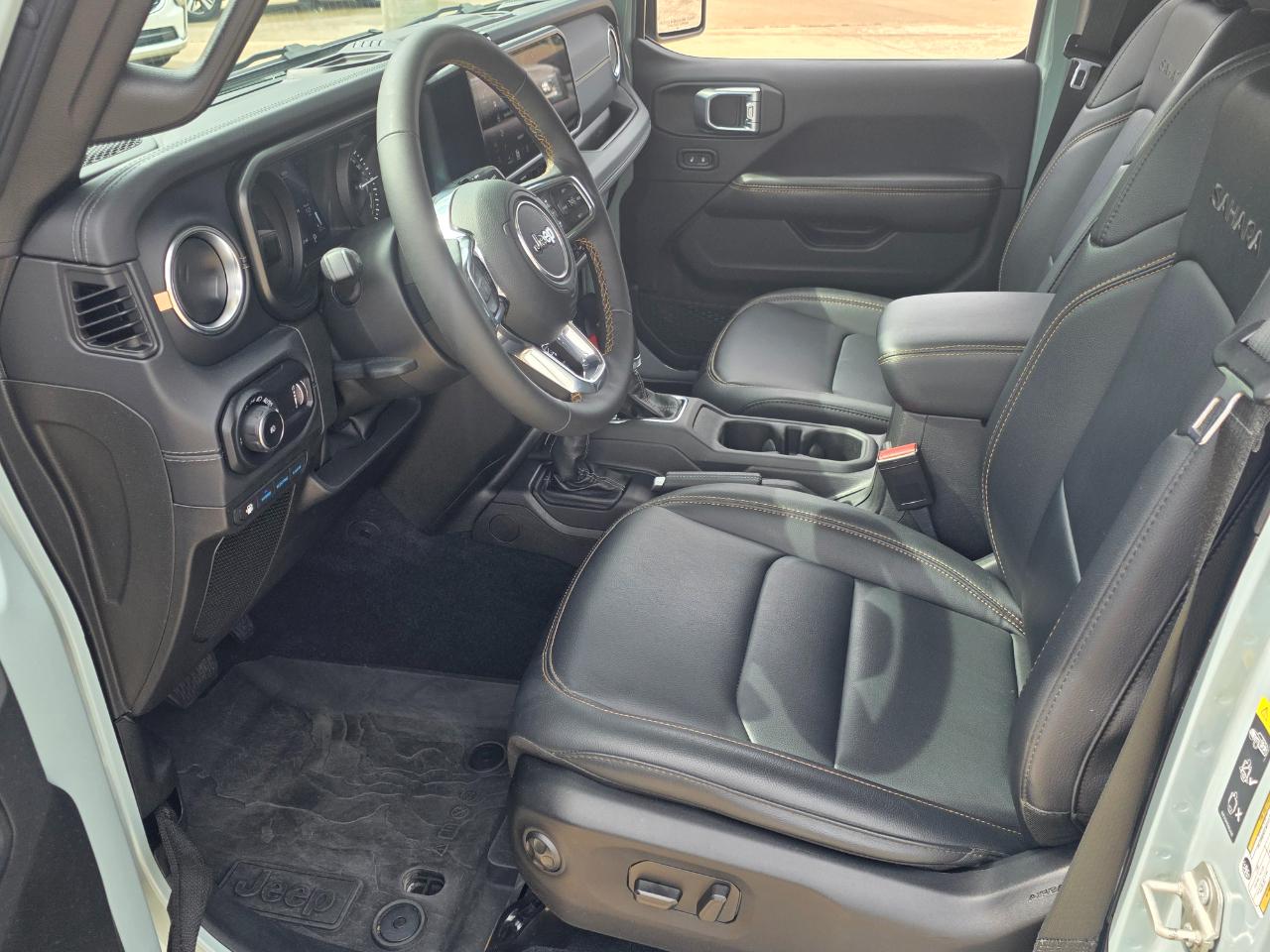 Jeep Wrangler 4xe Sahara 2024
