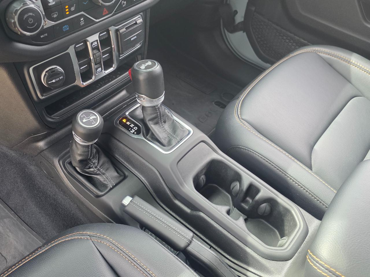 Jeep Wrangler 4xe Sahara 2024