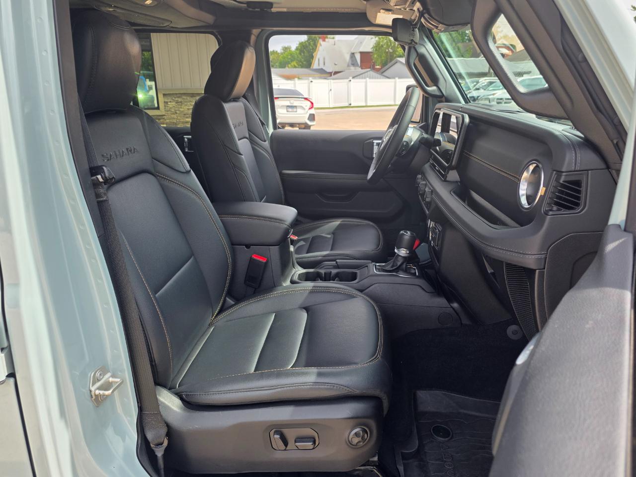 Jeep Wrangler 4xe Sahara 2024