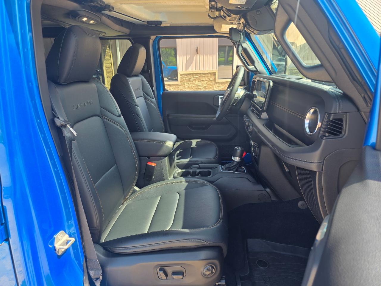 Jeep Wrangler 4xe Sahara 2024