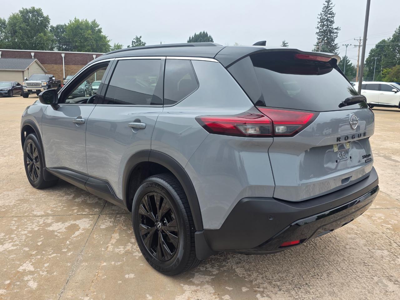 Nissan Rogue  2023