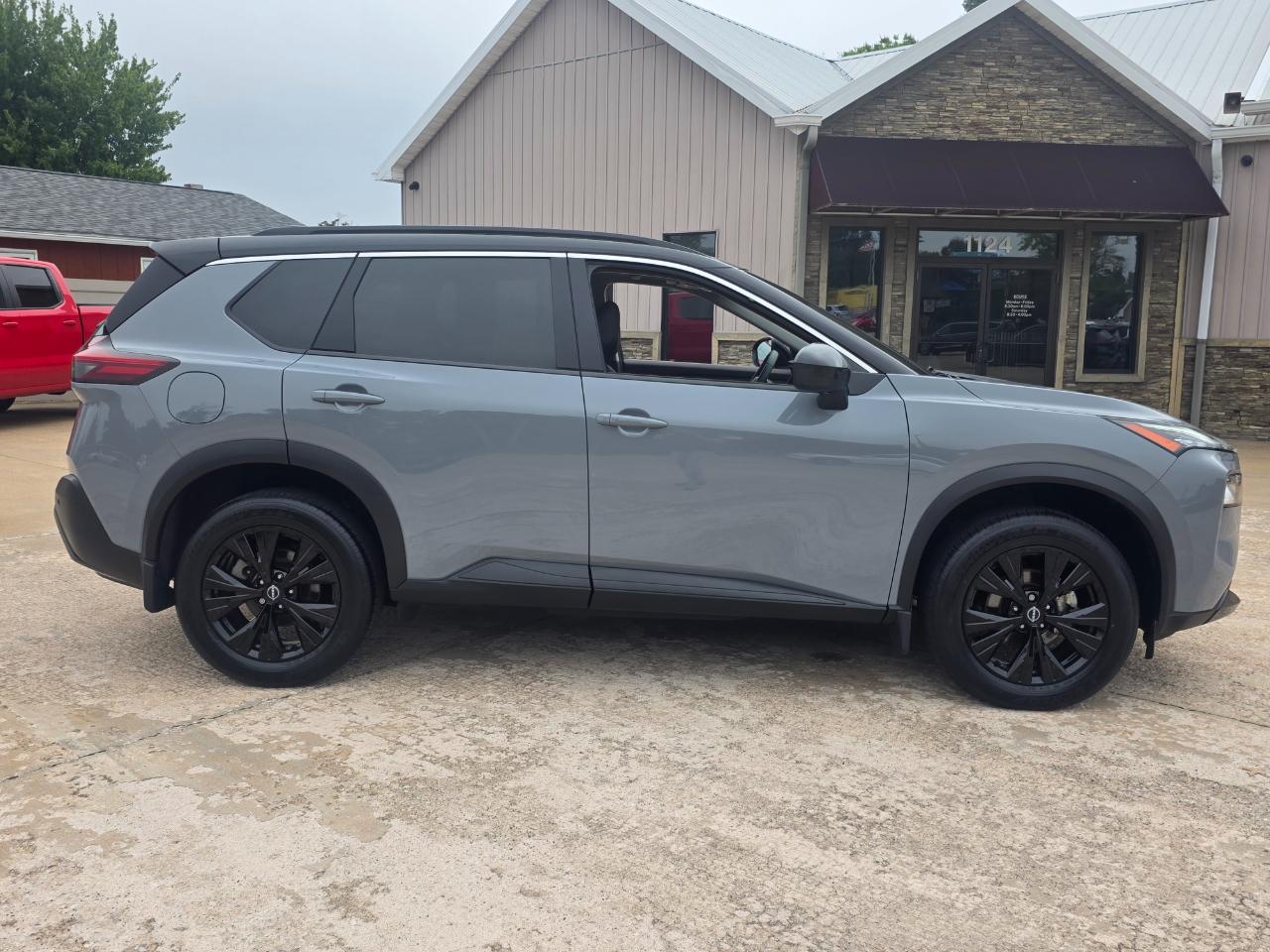 Nissan Rogue  2023