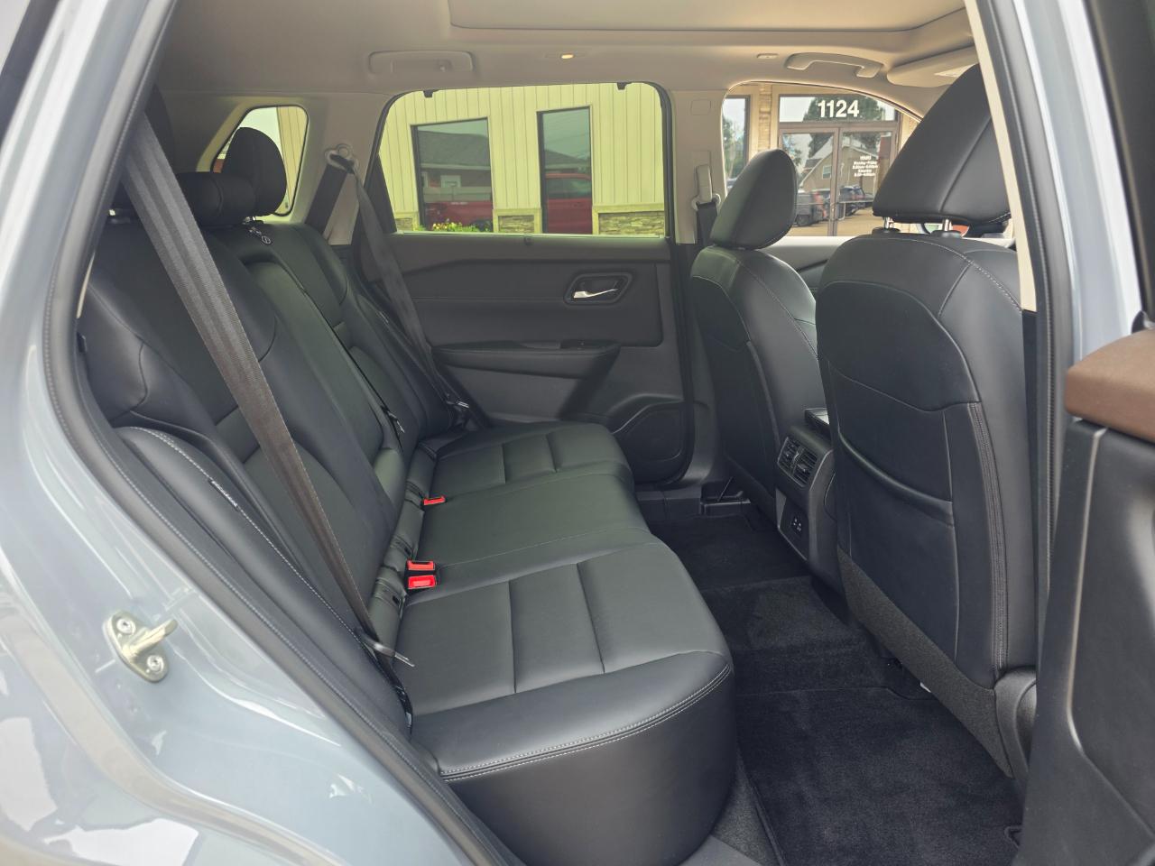 Nissan Rogue  2023
