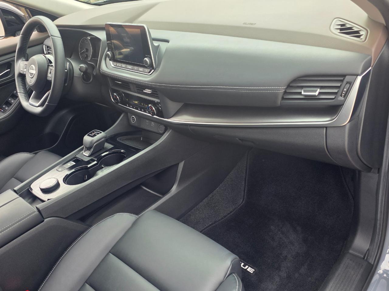 Nissan Rogue  2023