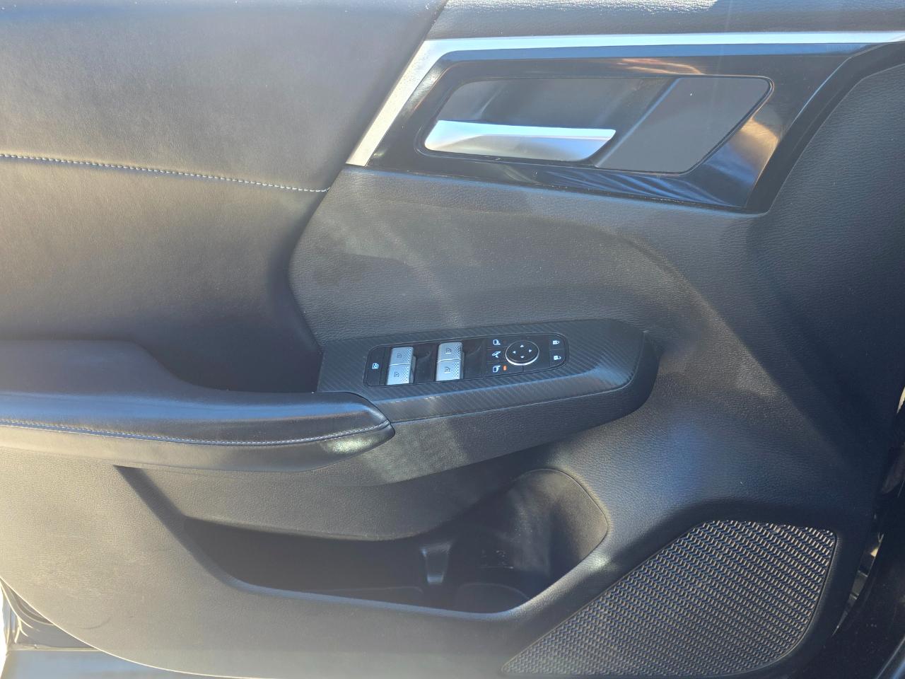 Mitsubishi Outlander SE 2024