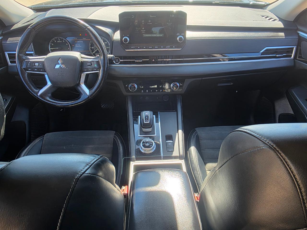 Mitsubishi Outlander SE 2024
