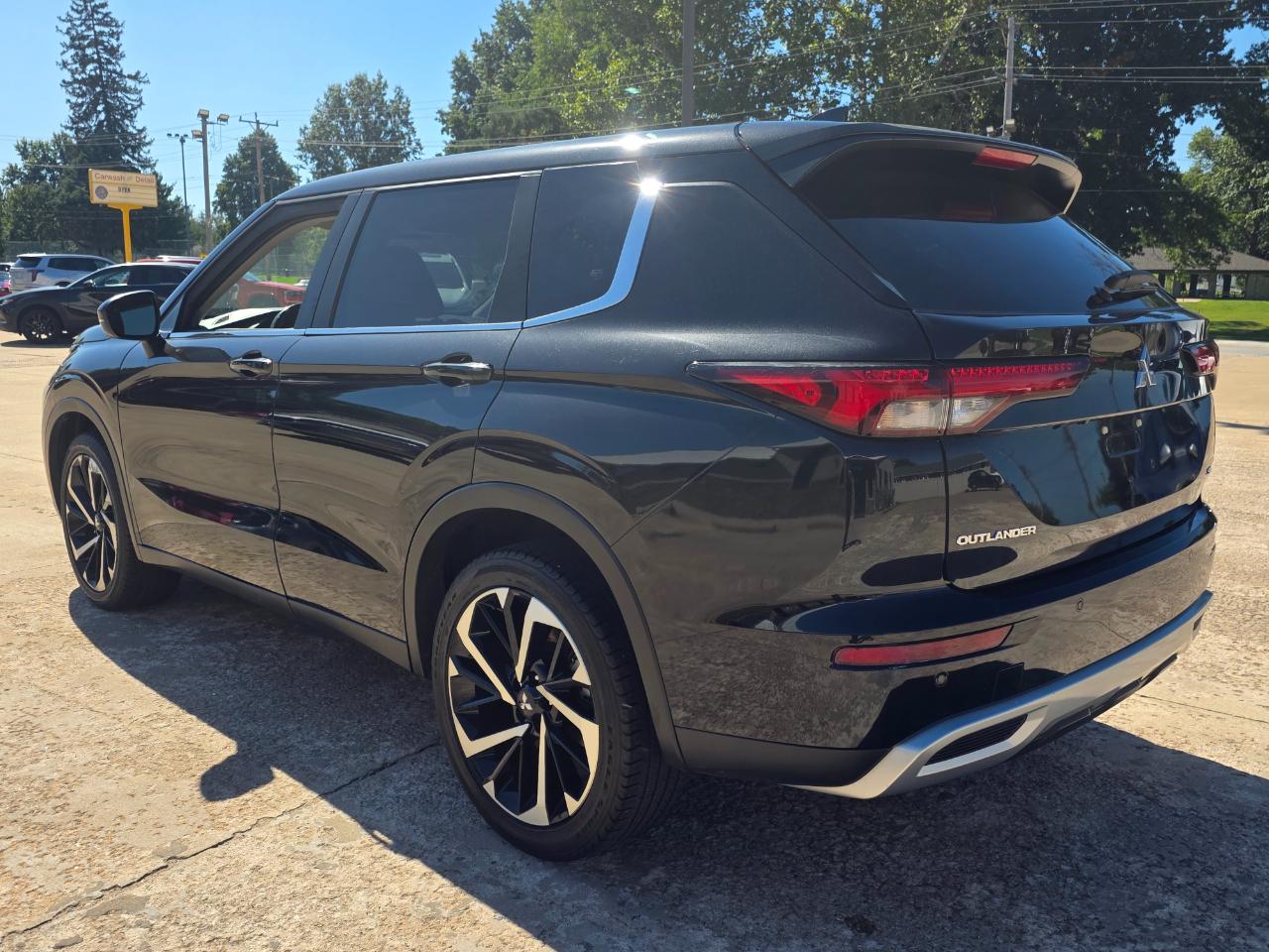 Mitsubishi Outlander SE 2024