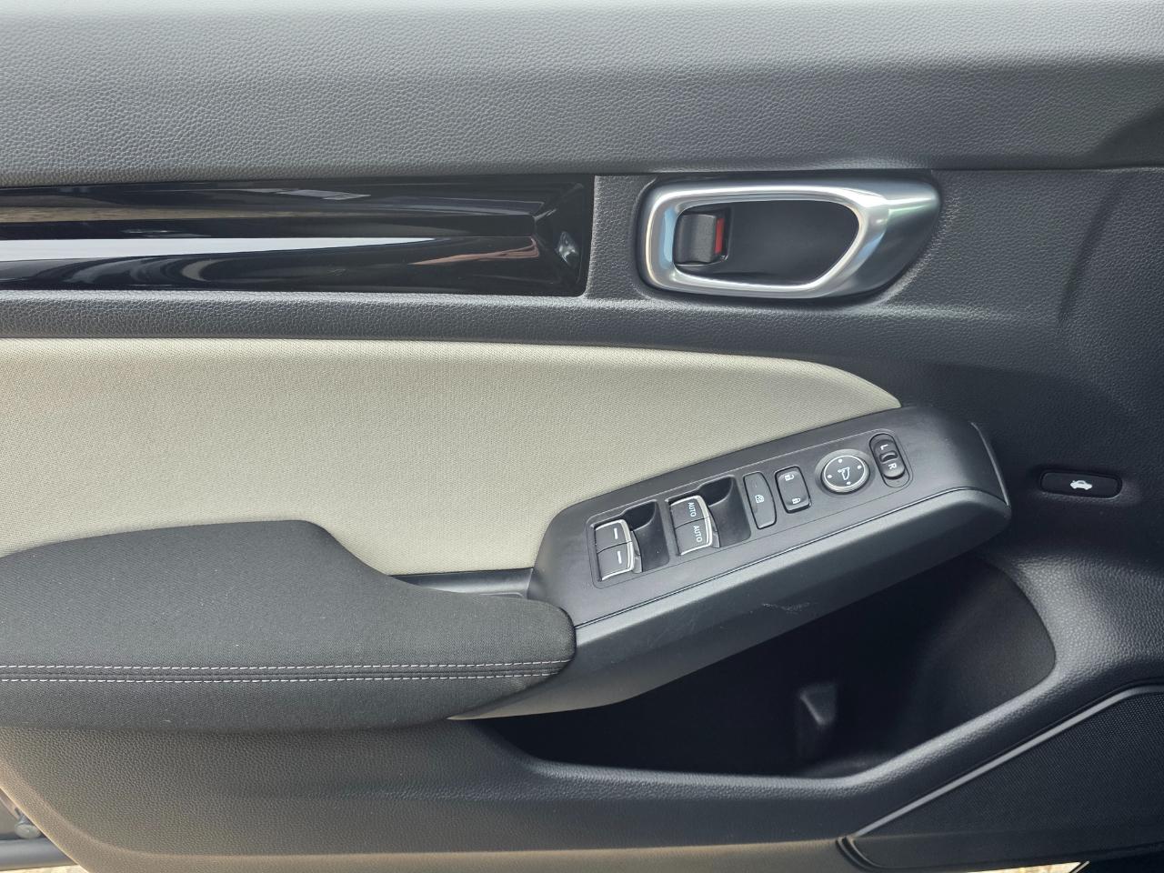 Honda Civic EX sedan 2023