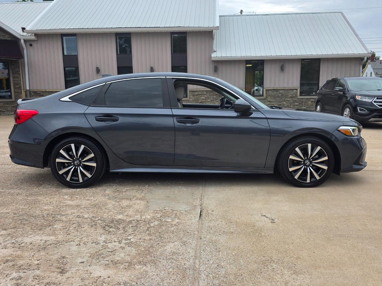 Honda Civic EX sedan 2023