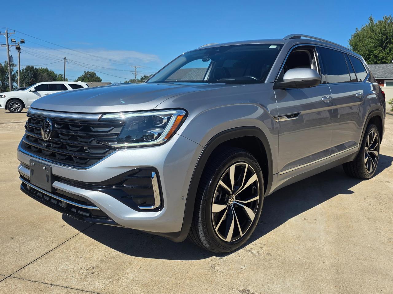 Volkswagen Atlas SEL Premium R-Line 4MOTION 2024