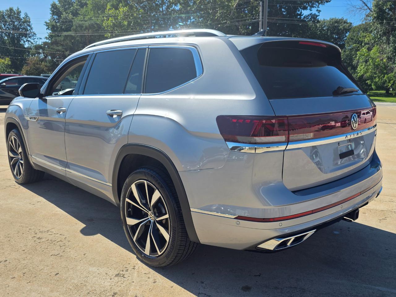 Volkswagen Atlas SEL Premium R-Line 4MOTION 2024