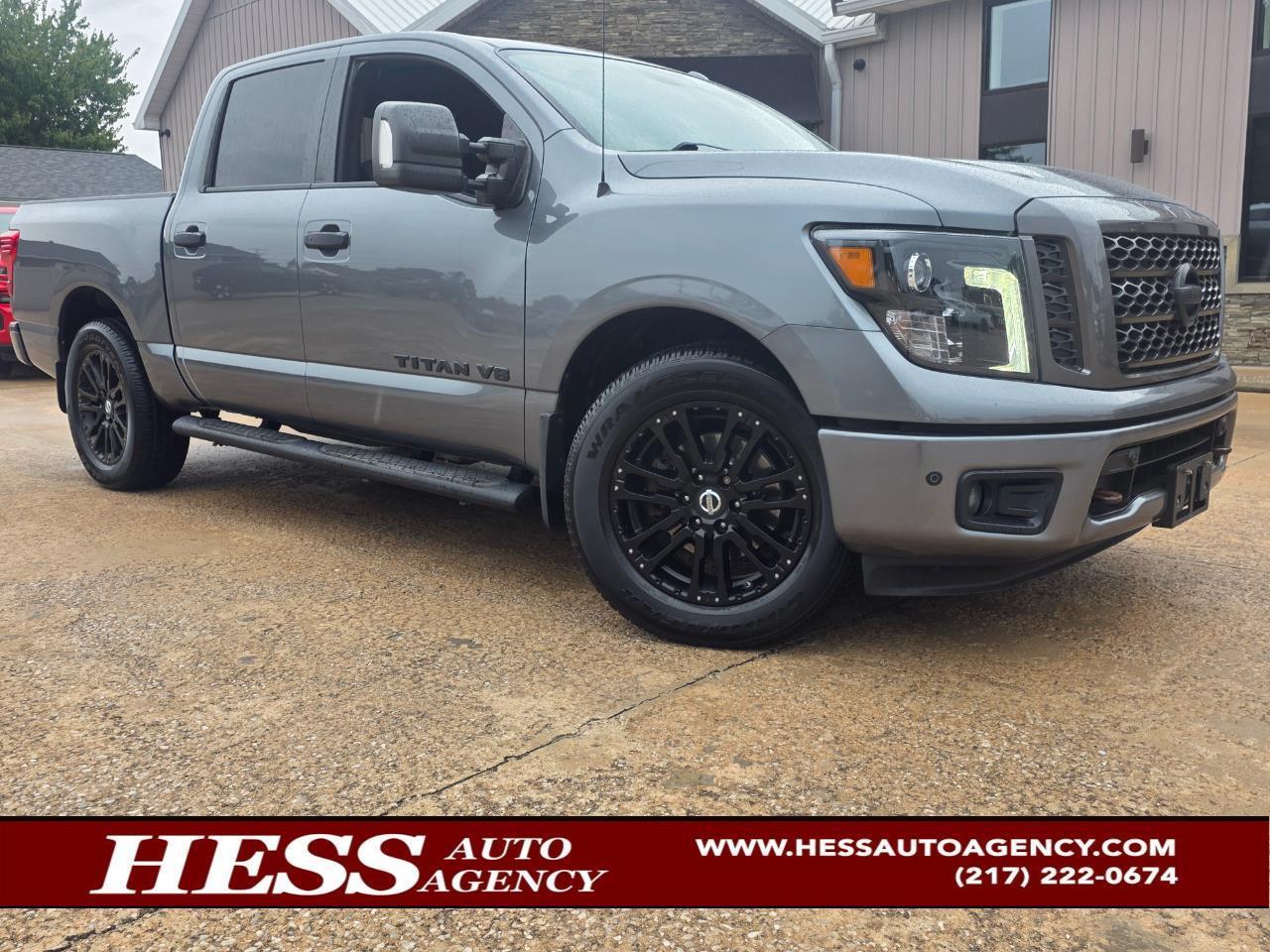 2018 Nissan Titan MIDNIGHT EDITION Crew Cab 4WD