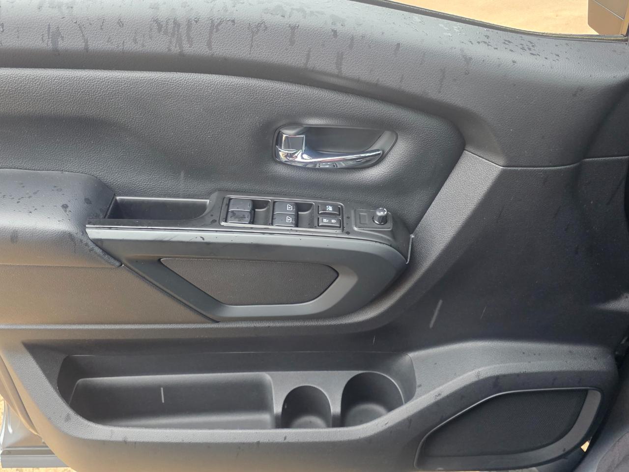 Nissan Titan  2018