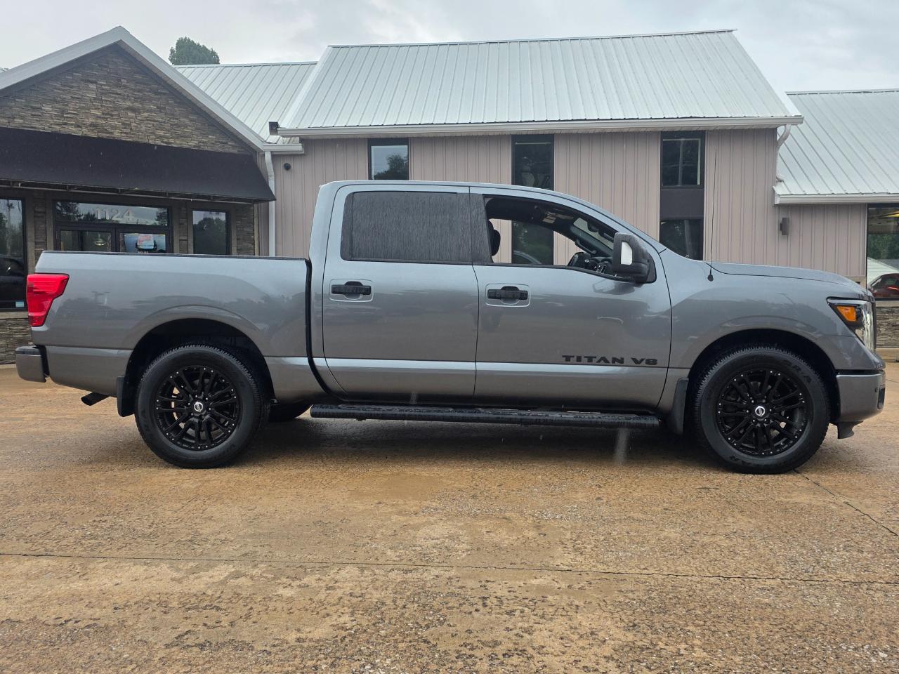 Nissan Titan  2018
