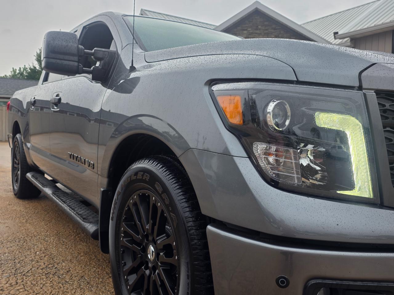 Nissan Titan  2018