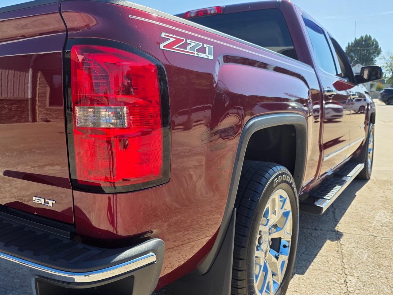 GMC Sierra 1500 SLT Crew Cab 4WD 2014
