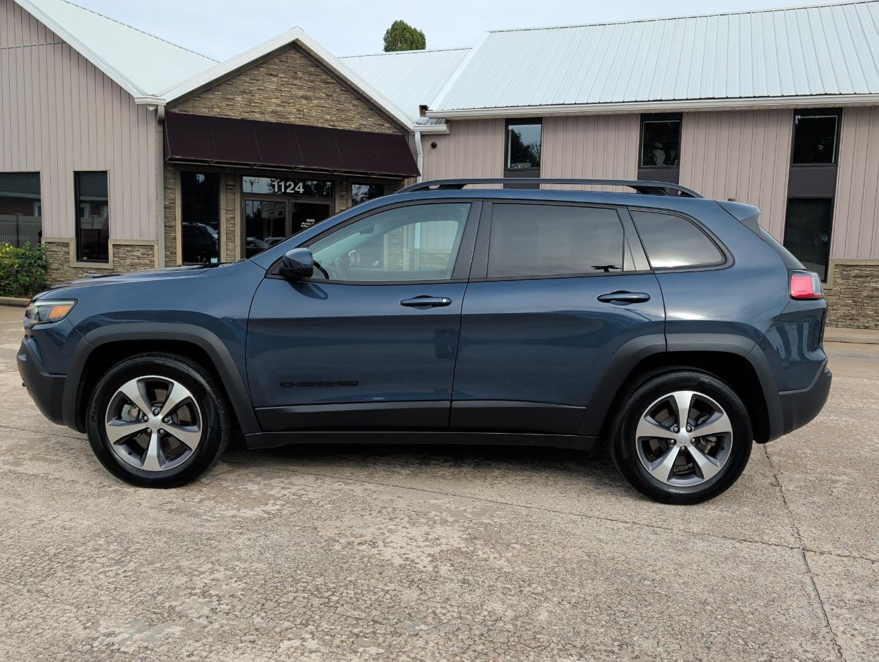 Jeep Cherokee Latitude 4WD 2020
