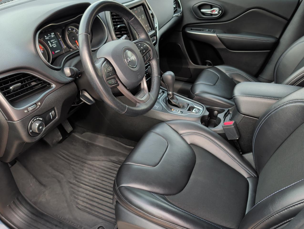 Jeep Cherokee Latitude 4WD 2020