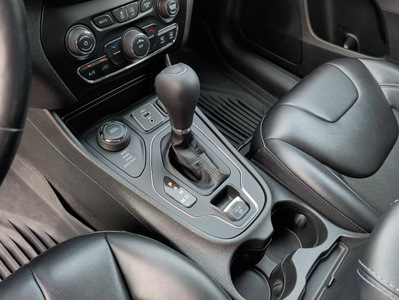Jeep Cherokee Latitude 4WD 2020