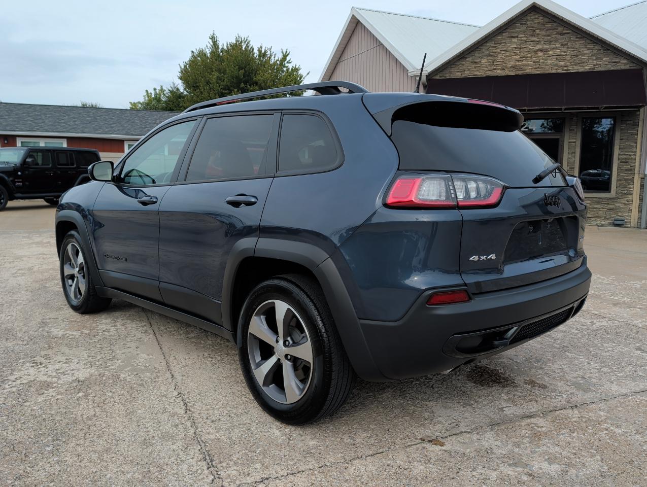 Jeep Cherokee Latitude 4WD 2020