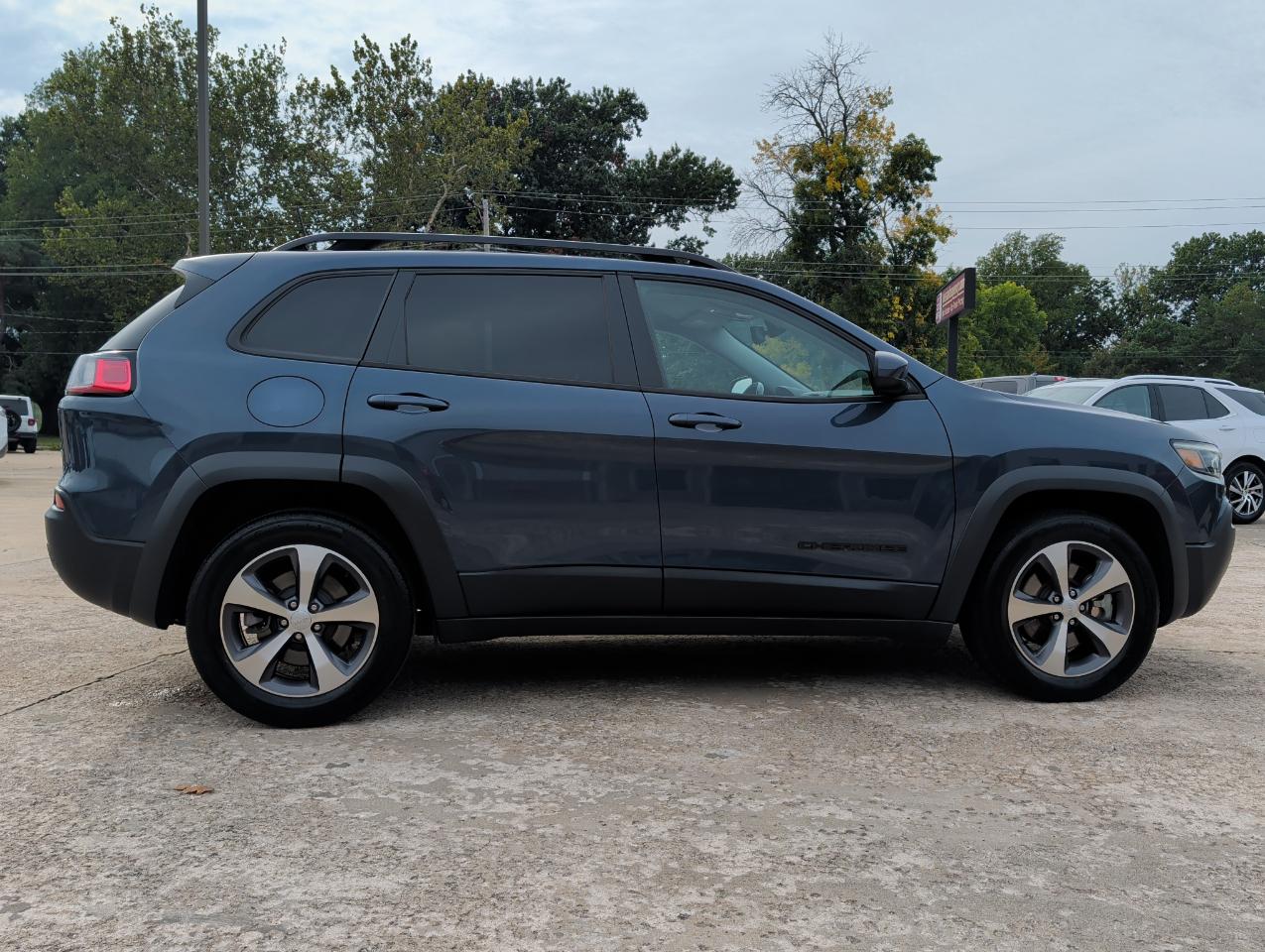 Jeep Cherokee Latitude 4WD 2020