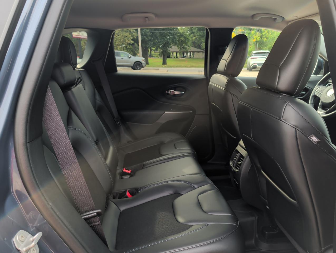 Jeep Cherokee Latitude 4WD 2020