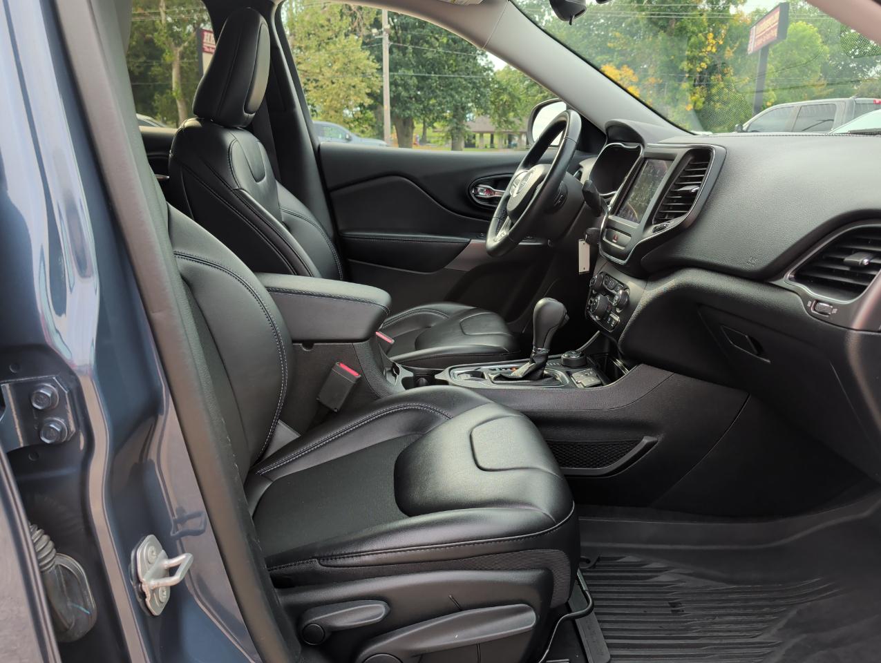 Jeep Cherokee Latitude 4WD 2020